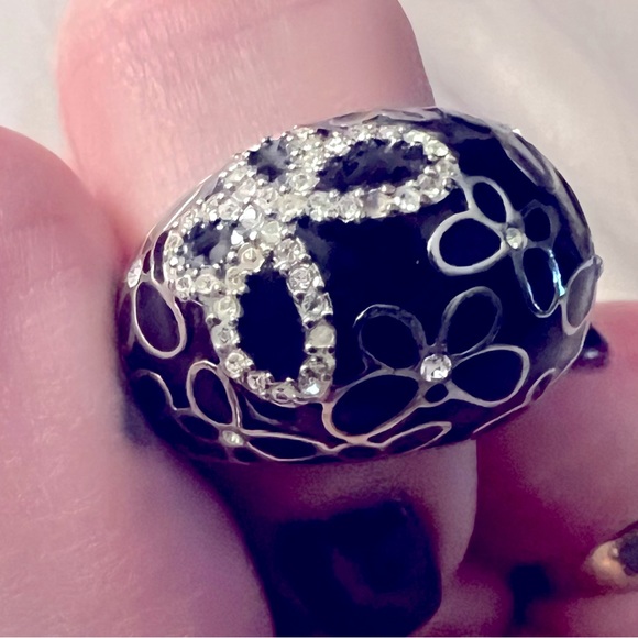 Coach black enamel butterfly dome ring - size 7 - Picture 3 of 6
